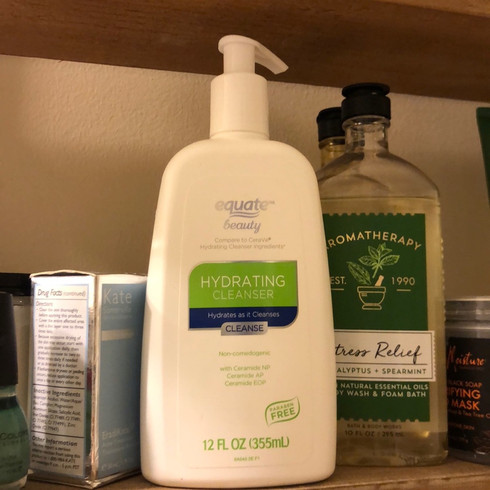 equate hydrating cleanser